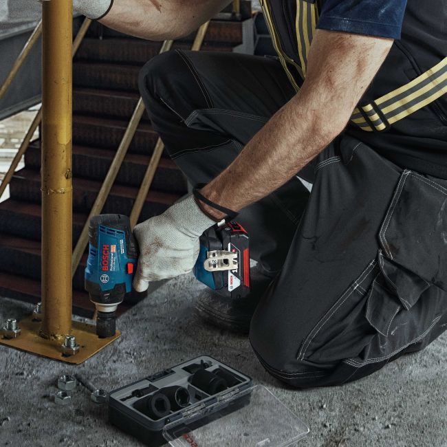 Bosch Professional GDS18V-400 slagboremaskine med batteri