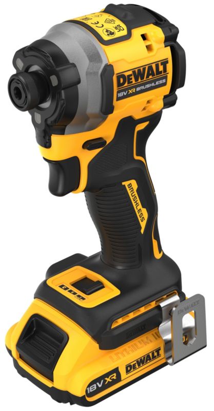 DeWalt 18 V XR slagboremaskine med 2 x 2 Ah batterier