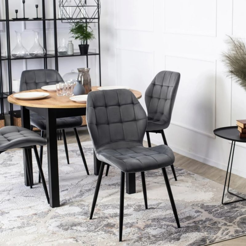 https://media2.castorama.pl/is/image/CastoramaPL/zestaw-4x-krzes-a-tapicerowane-lucky-szare-mebel-elite-do-salonu-jadalni-1-kpl~6095417337348_04c_MP?$MOB_PREV$&$width=1200&$height=1200