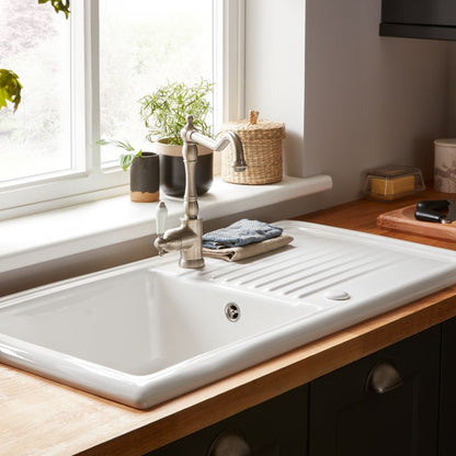 Cooke&Lewis Burbank keramisk vask med 1 kum og afløbsplade i hvid