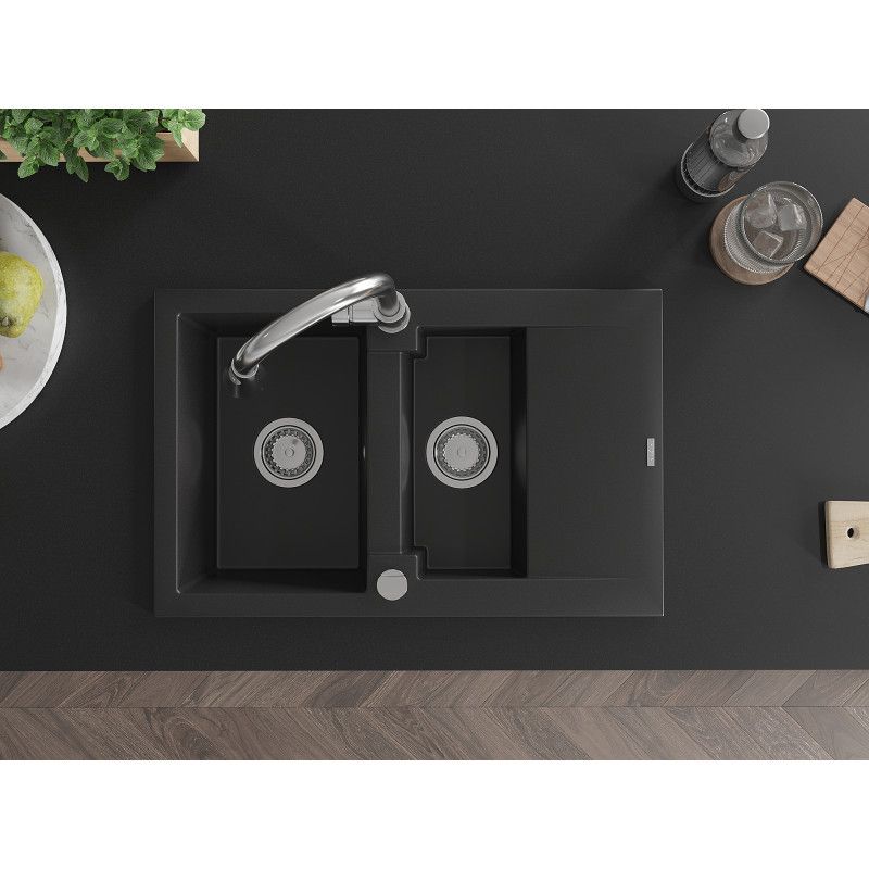 Granitsænke Mexen Gaspar 1,5-kammers med afløbsplade og Elia køkkenarmatur i sort, 1 sæt