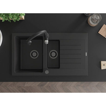 Mexen Matias granitvask 1,5-kammer med afløbsbakke og Savita køkkenarmatur i sort, 1 sæt