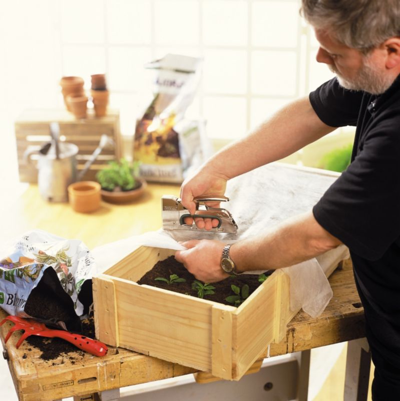 Håndholdt stålhæftemaskine Rapid R14