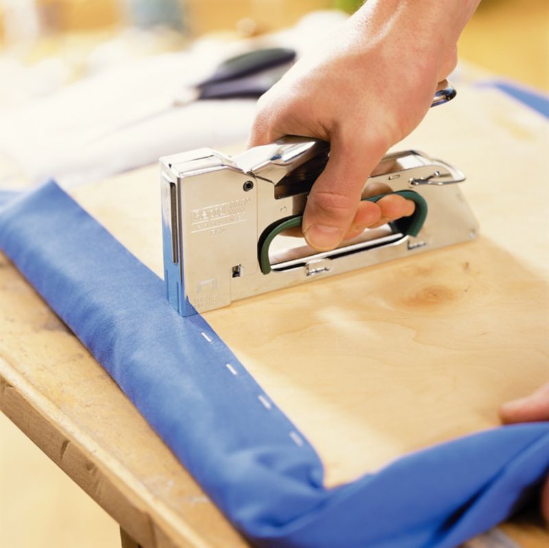 Håndholdt stålhæftemaskine Rapid R14