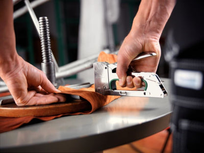 Håndholdt stålhæftemaskine Rapid R14